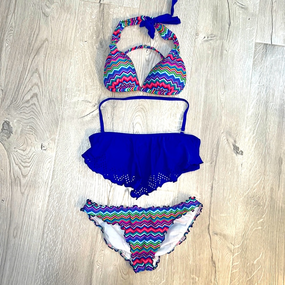 Women’s bikini 3 piece with interchangeable tops